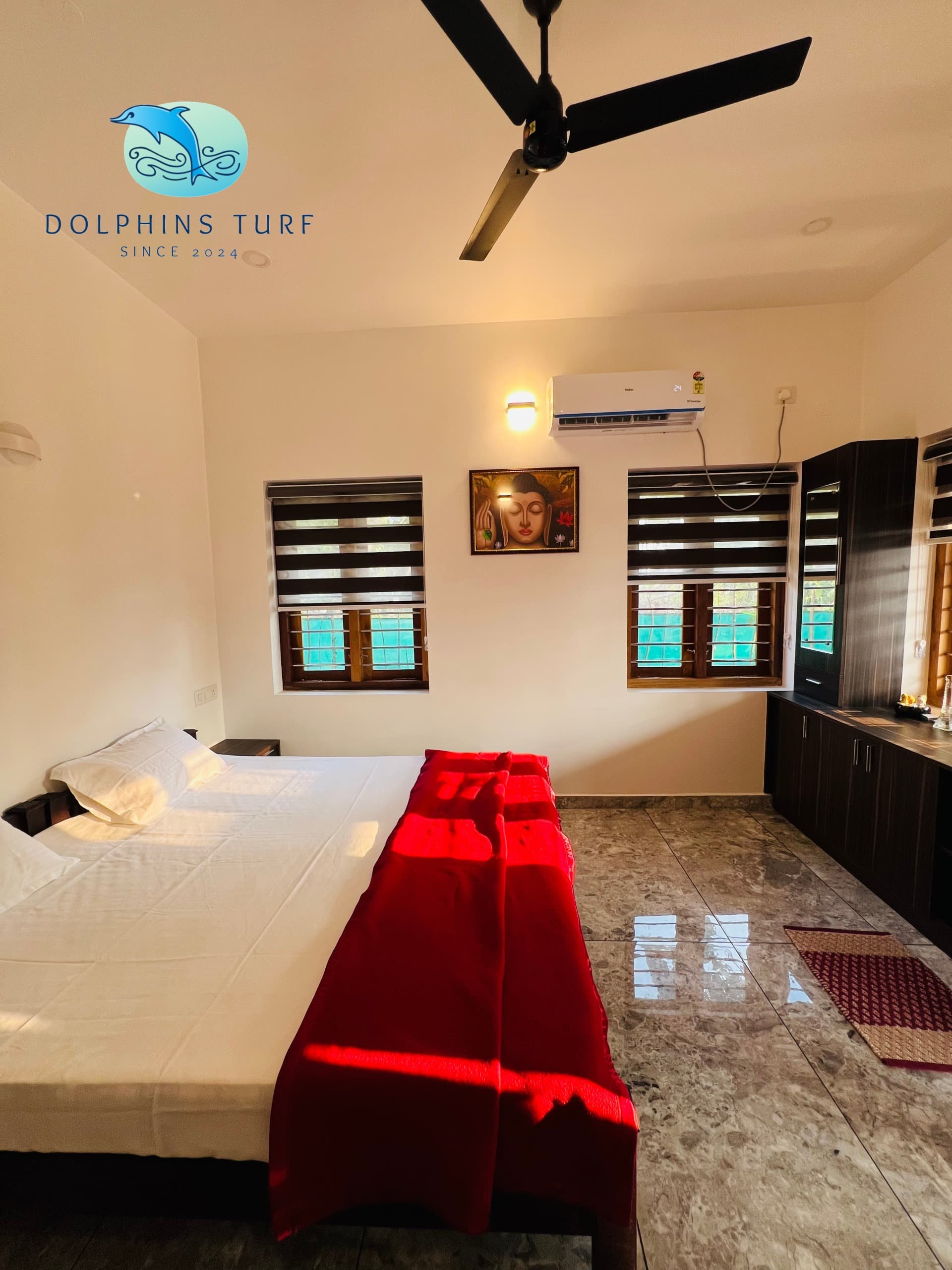 Comfortable bedroom with sea view